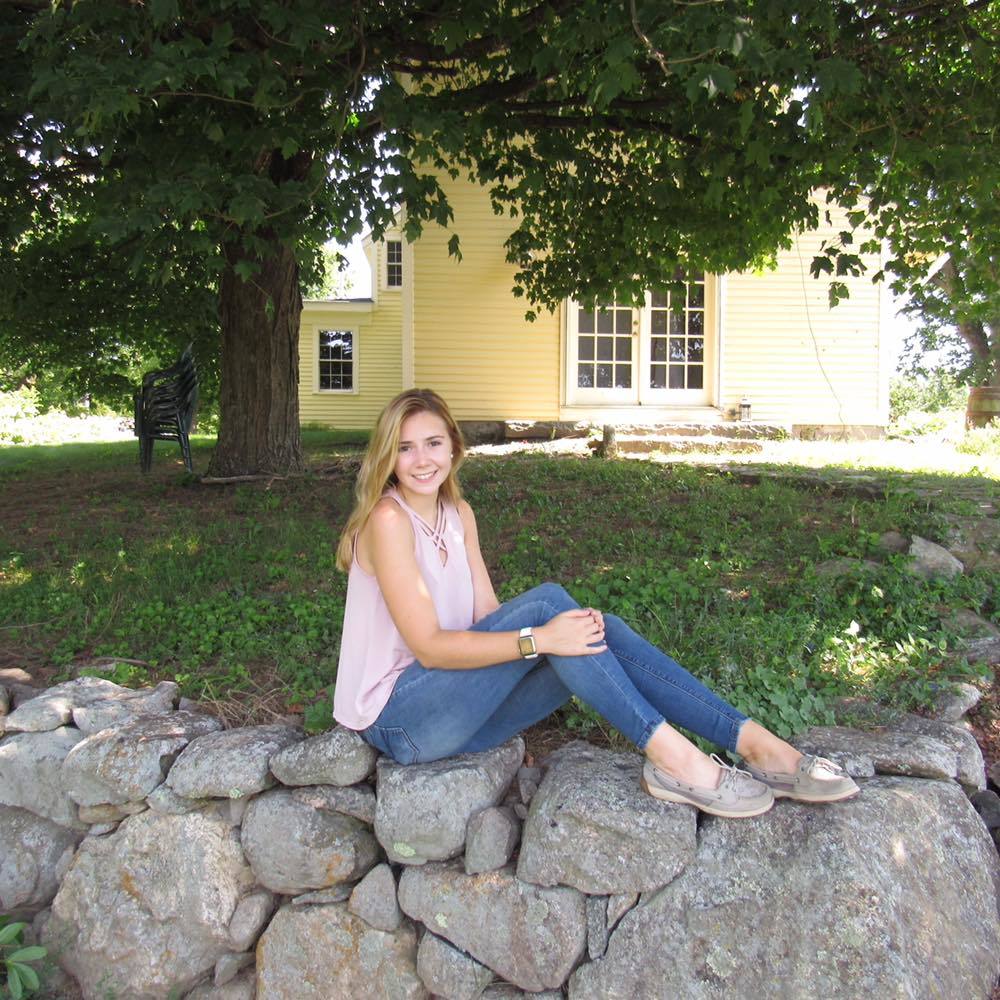 Meet your Posher, Hannah